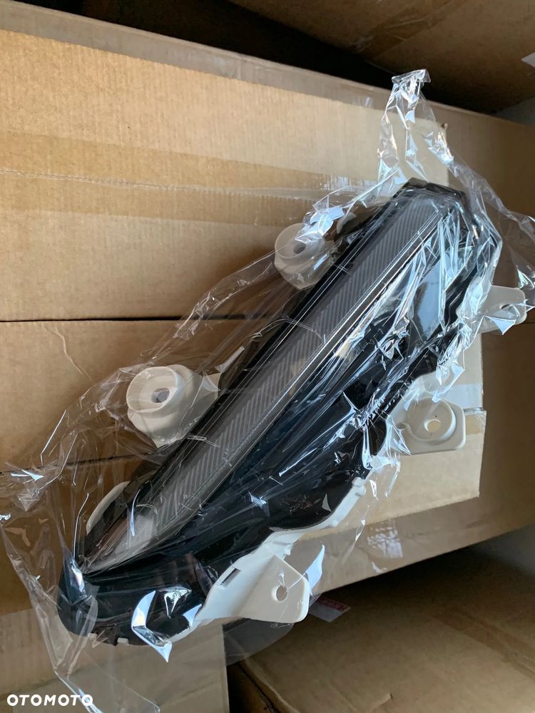PEUGEOT 208 II LAMPA LED DRL JAZDY DZIENNEJ LEWA 9824241480 EU - 2