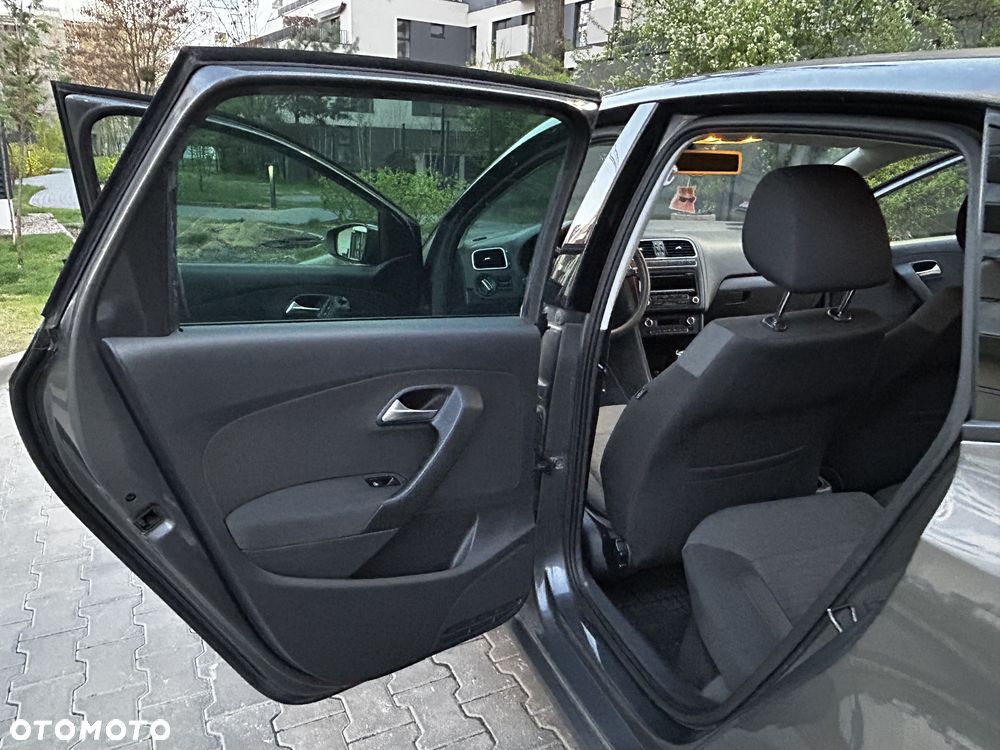 Volkswagen Polo 1.6 TDI Comfortline - 22