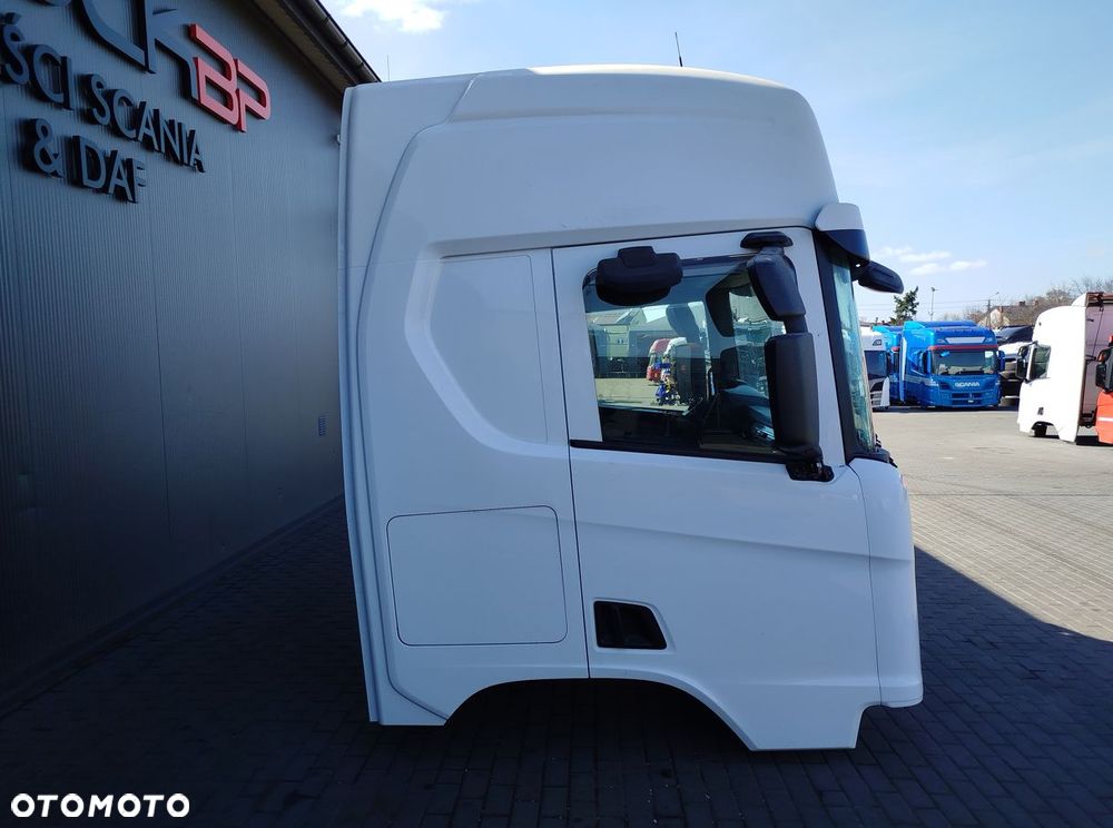 KABINA SCANIA R NTG - 3