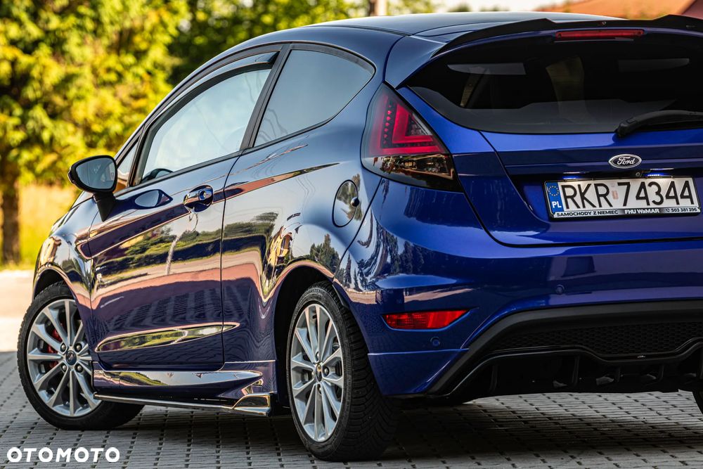 Ford Fiesta 1.6 EcoBoost ST - 16