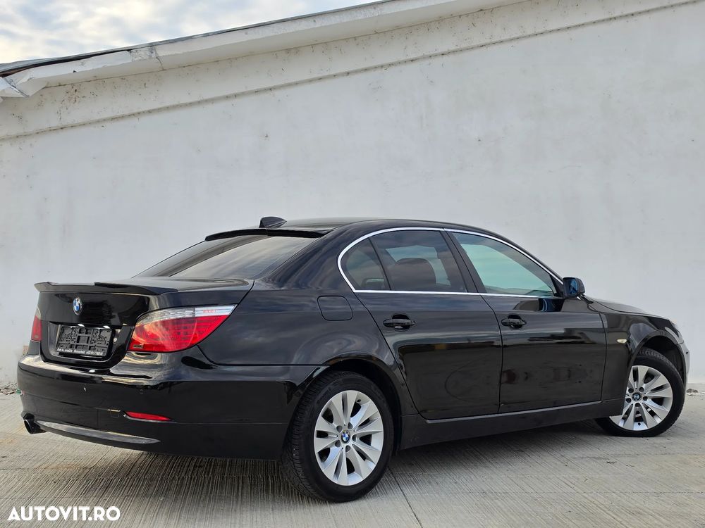 BMW Seria 5 520d Aut. Edition Exclusive - 7