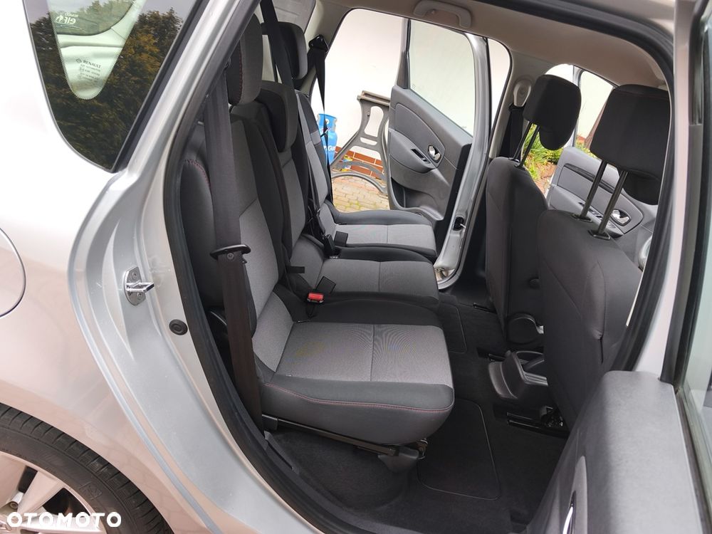 Renault Scenic 1.6 16V 110 Authentique - 24