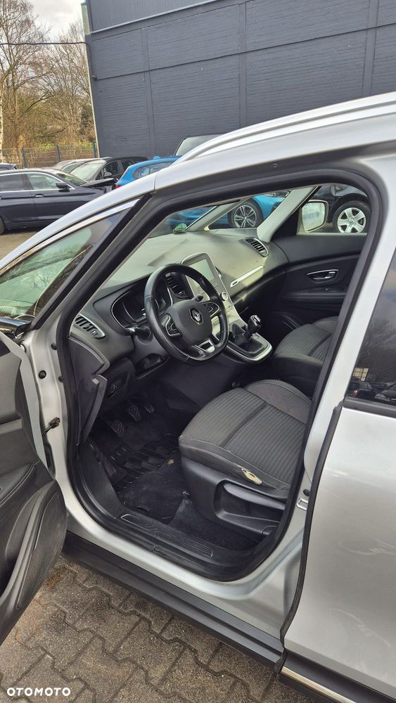 Renault Grand Scenic ENERGY TCe 115 INTENS - 16