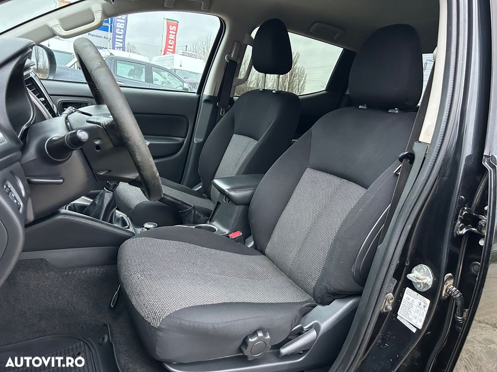 Mitsubishi L200 Double Cab 2.2 DI-D M/T Instyle - 17