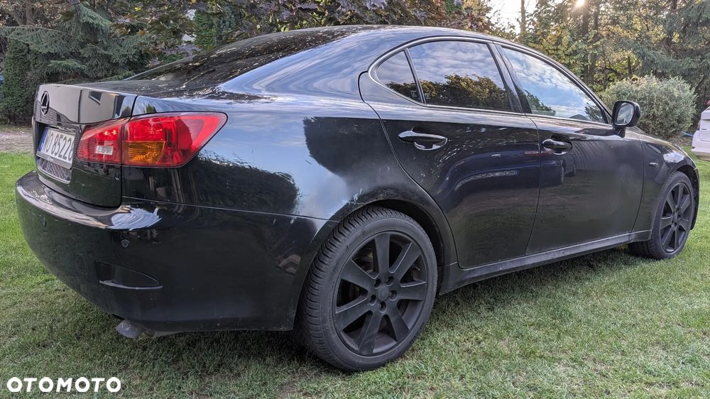 Lexus IS - 1