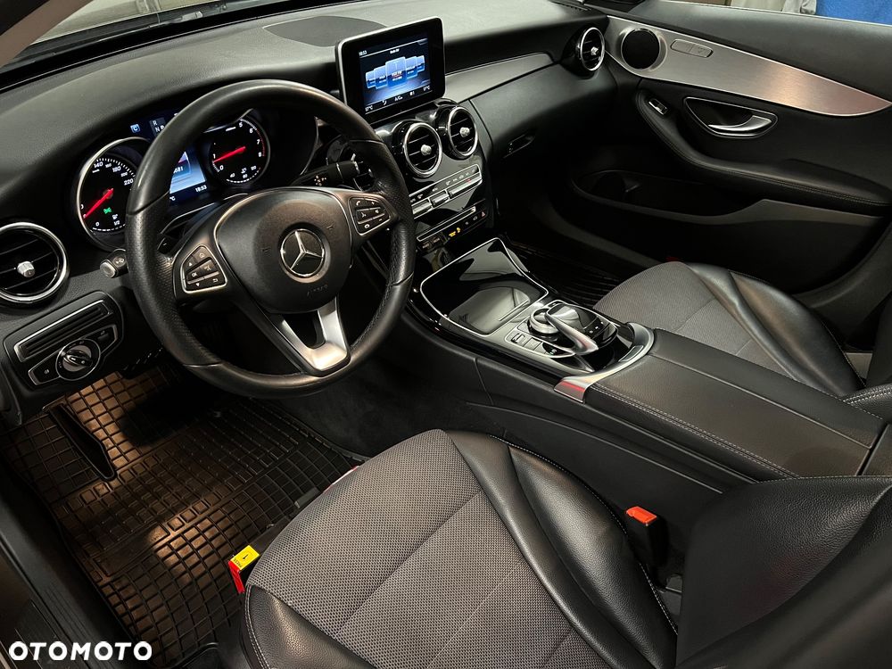 Mercedes-Benz Klasa C 180 9G-TRONIC - 21
