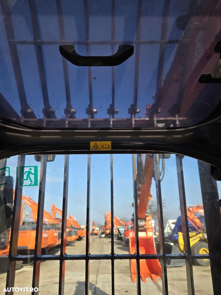 Hitachi ZX85, 8.5t,, 2021, 2.429h, lama,  CUPLA RAPIDA HIDRAULICA+ 3 CUPE NOI, instalatie picon, a doua inst. hidraulica, SENILE CAUCIUC NOI, protectie cabina, posibilitate leasing 4 ani-PROMOTIE 59.900 EUR+TVA - 24