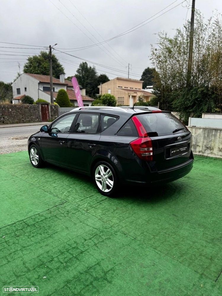 Kia Ceed SW 1.6 CRDi EX - 8