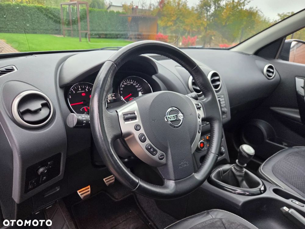 Nissan Qashqai+2 - 10