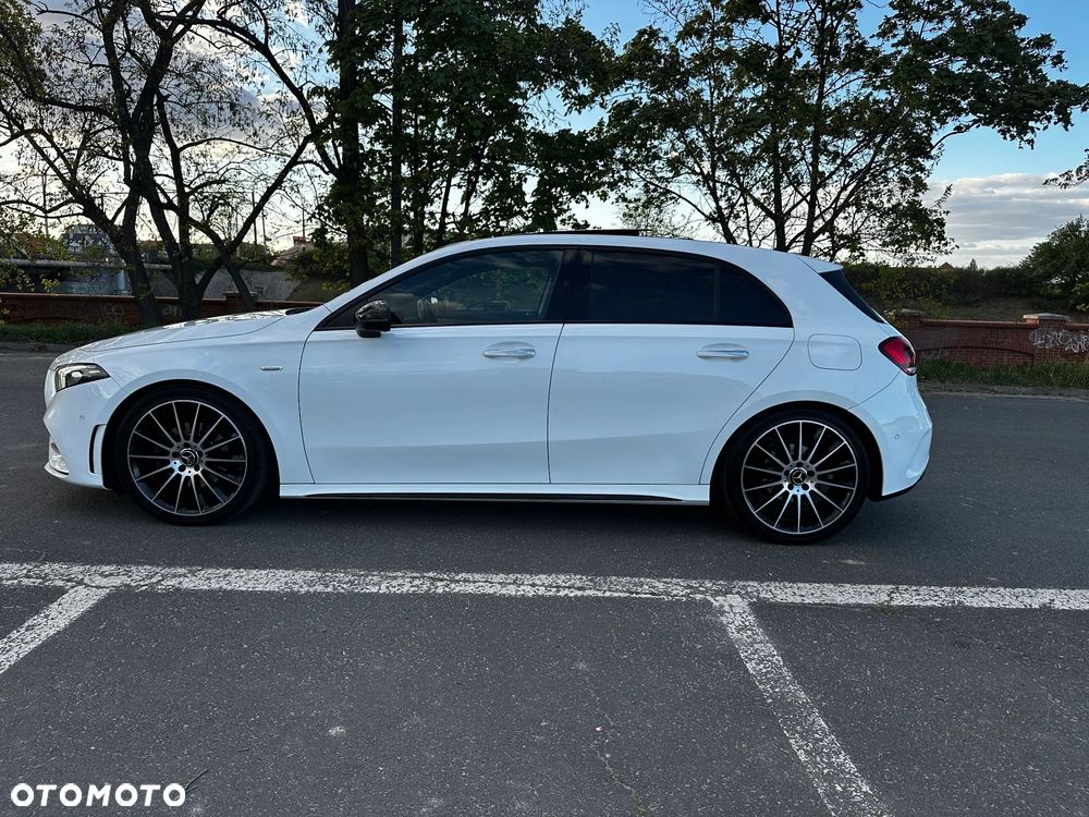 Mercedes-Benz Klasa A 180 Edition 1 7G-DCT - 11