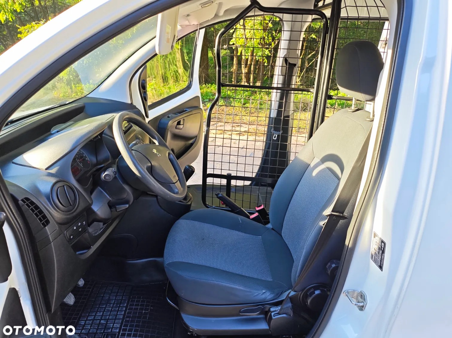 Peugeot BIPPER - 21