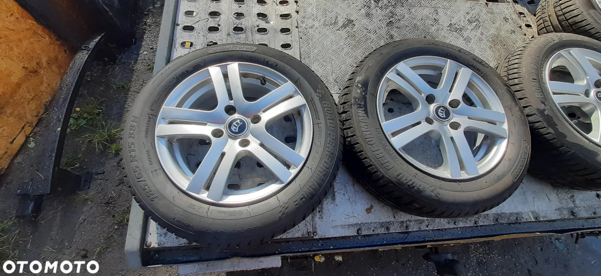 Peugeot Citroen Alufelgi 15 Koła 15 z oponami Letnimi  185/65R15 z 2024r  6jx15h2  4x108 ET20 KOMPLET - 6