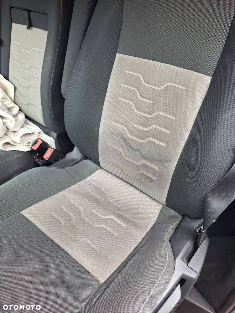 Ford Tourneo Custom - 6