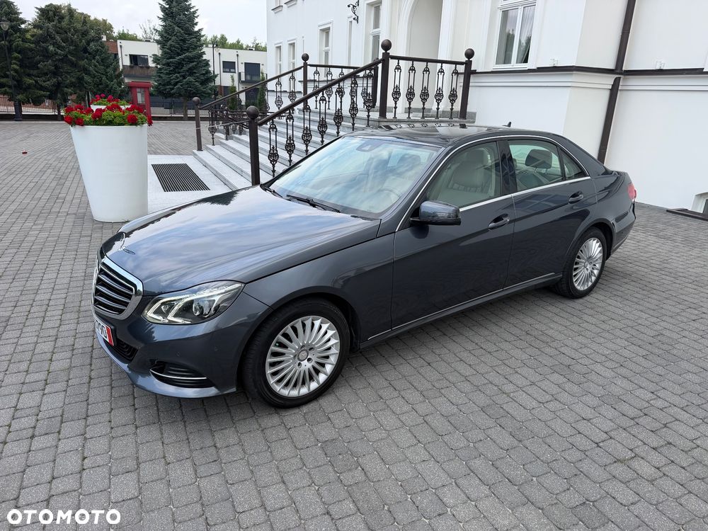 Mercedes-Benz Klasa E 300 BlueTEC HYBRID - 17
