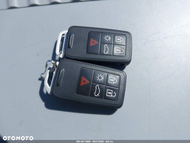 Volvo XC 60 - 18