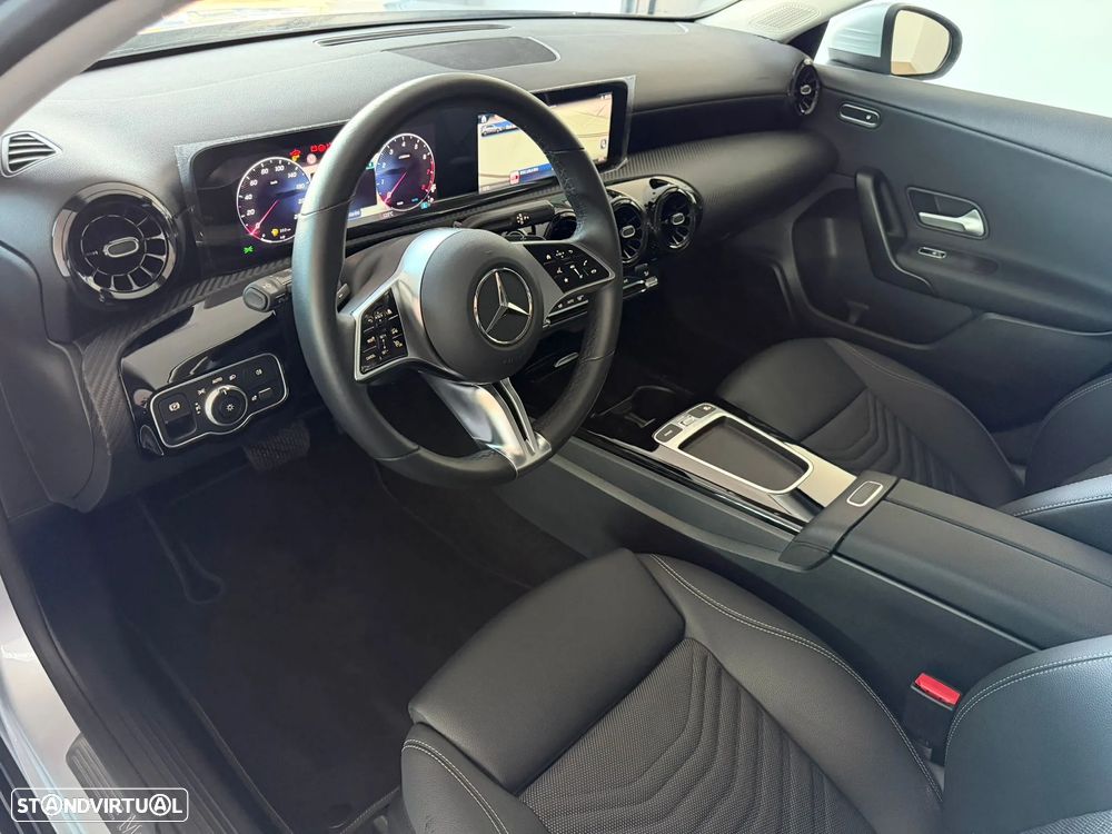 Mercedes-Benz A 200 Standard - 10