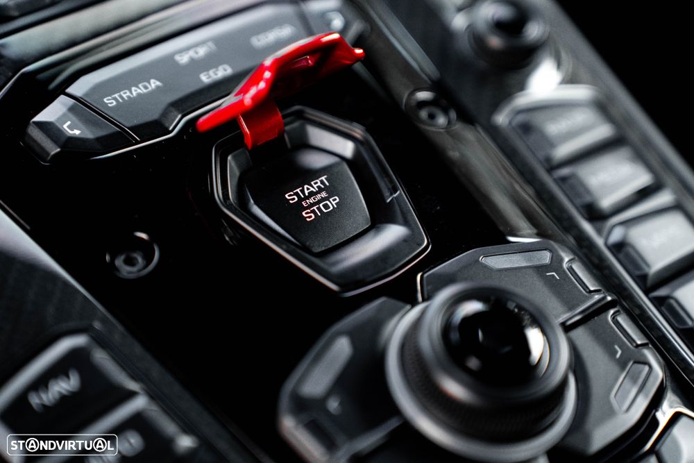 Lamborghini Aventador 6.5 V12 LP740-4 S - 51