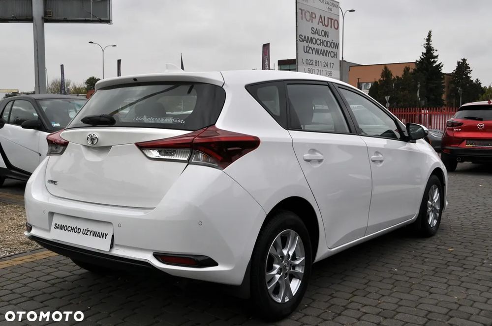 Toyota Auris 1.33 VVT-i Comfort - 11
