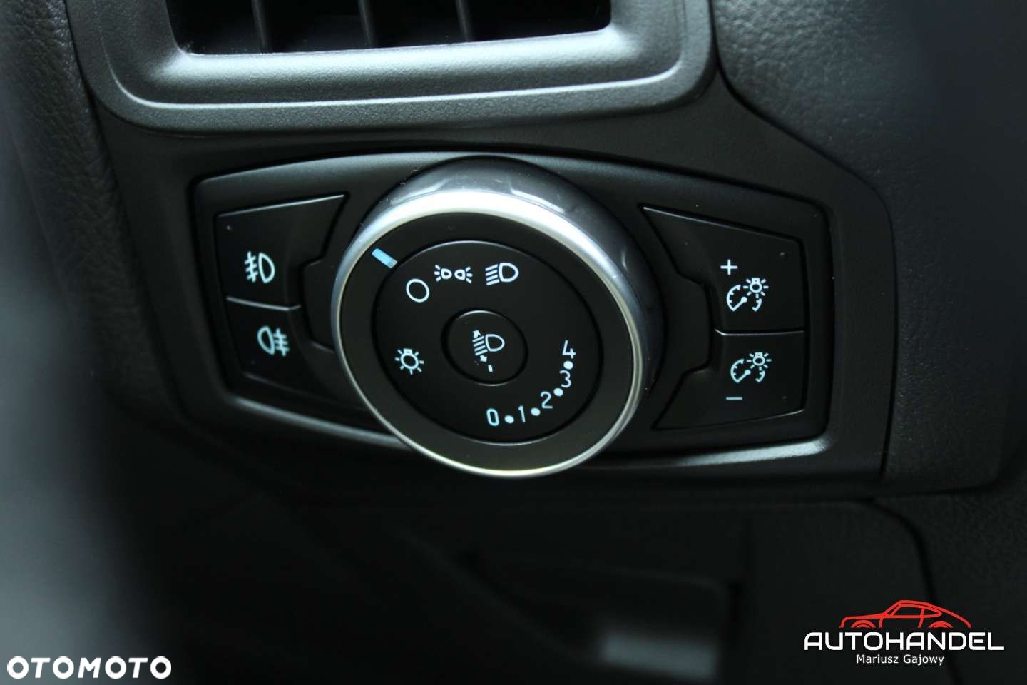 Ford Focus - 21