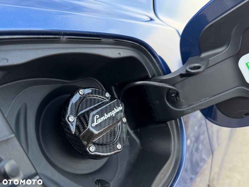 Lamborghini Urus - 35