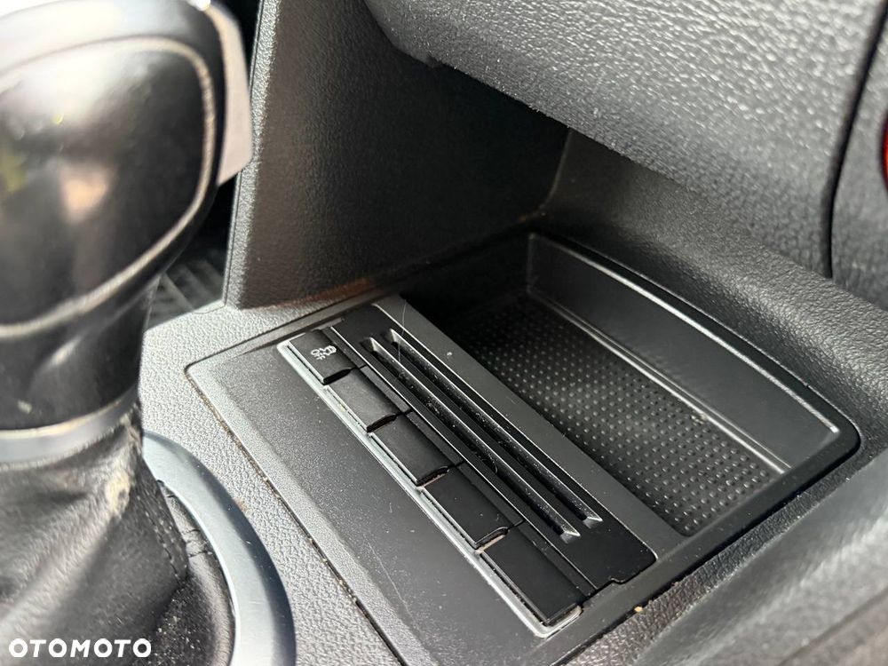 Volkswagen Touran - 18