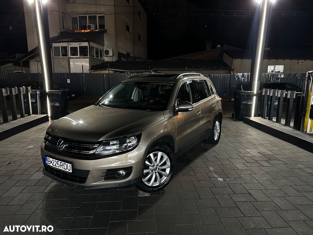Volkswagen Tiguan - 1