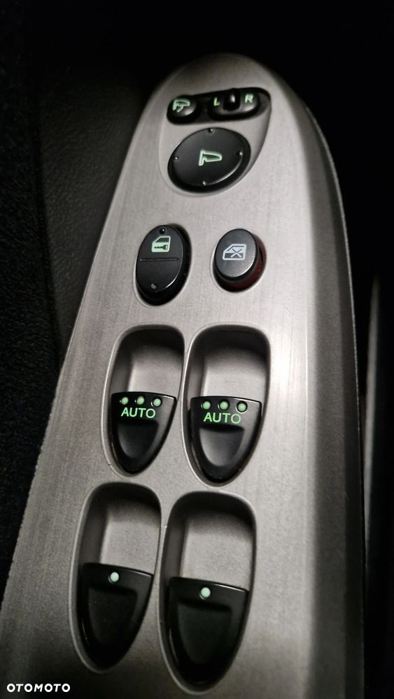 Honda Civic 1.8 Comfort - 19