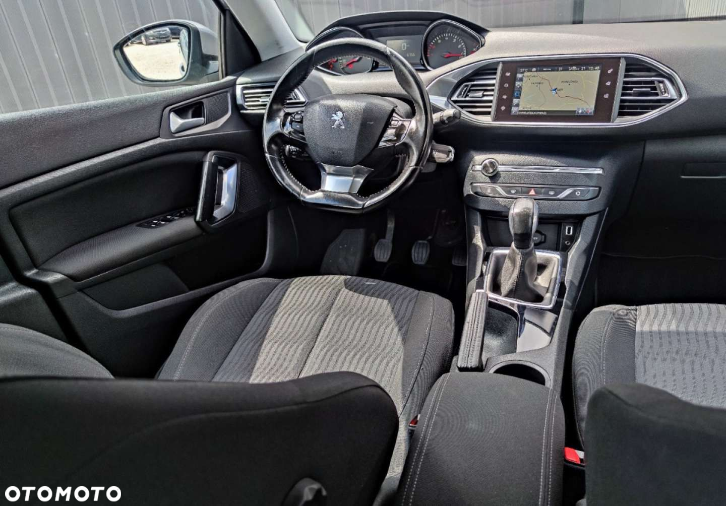 Peugeot 308 - 28