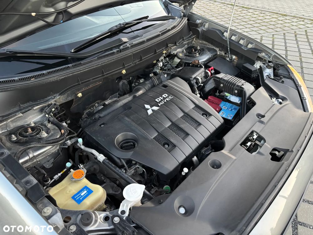 Mitsubishi ASX 1.8 DI-D 4WD Instyle - 28