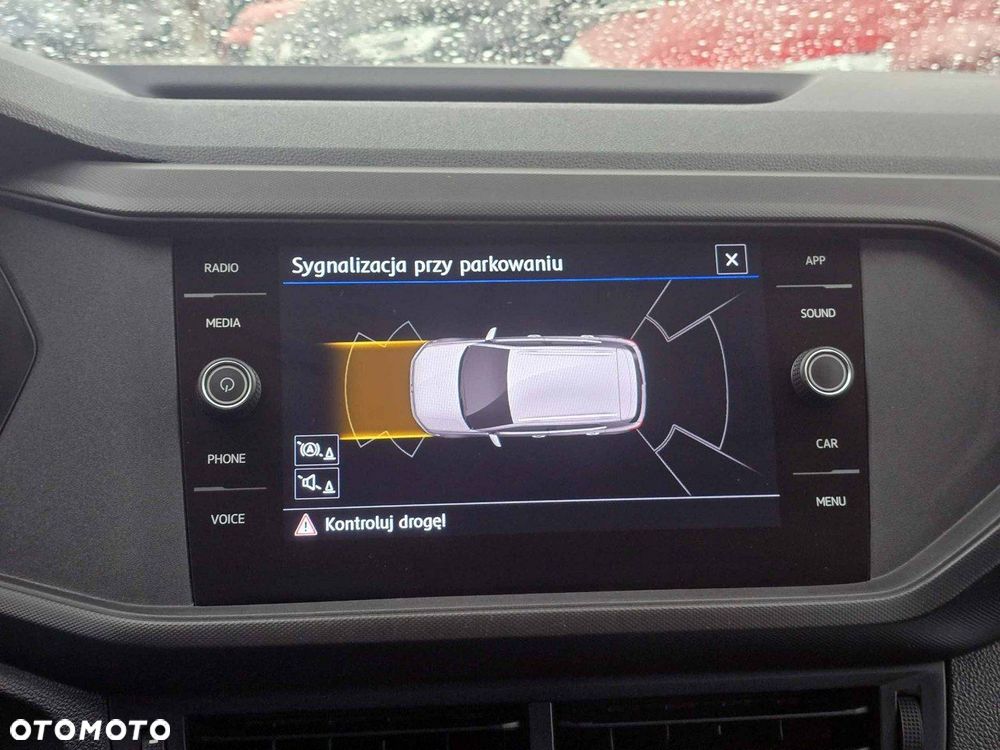 Volkswagen T-Cross - 21