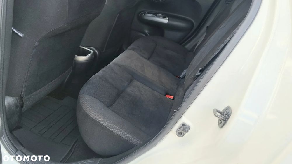 Nissan Juke 1.6 Tekna S&S - 14