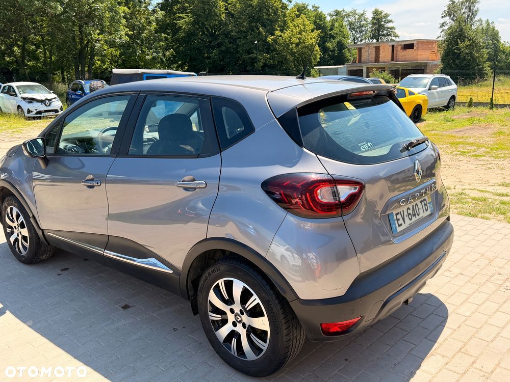 Renault Captur BLUE dCi 115 BUSINESS EDITION - 11