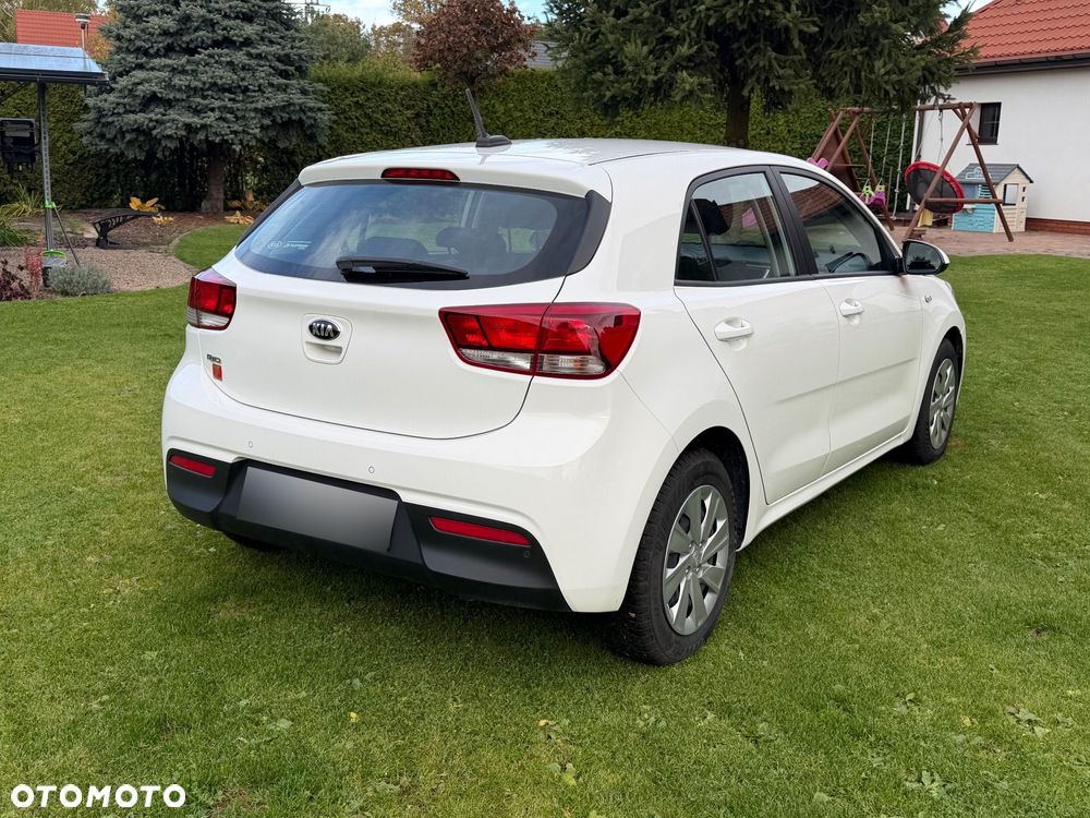 Kia Rio 1.2 M - 7