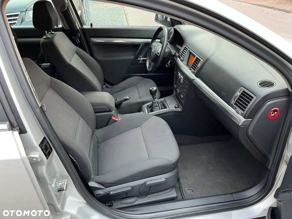 Opel Vectra 1.8 Caravan - 12