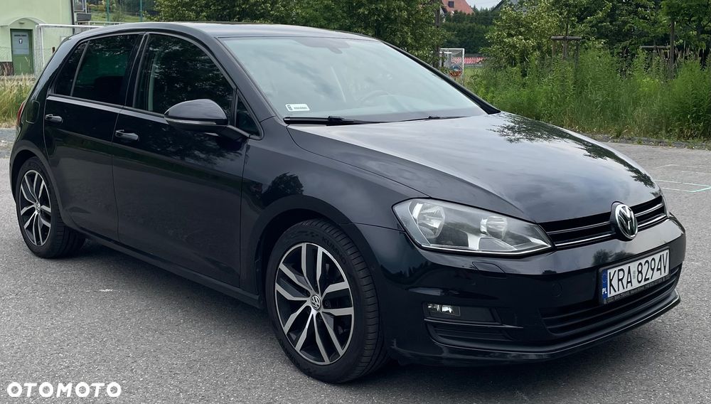 Volkswagen Golf 1.6 TDI DPF Highline - 3
