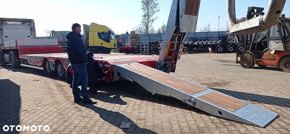 Bodex NN3 - Naczepa niskopodwoziowa 3 osiowa - 13