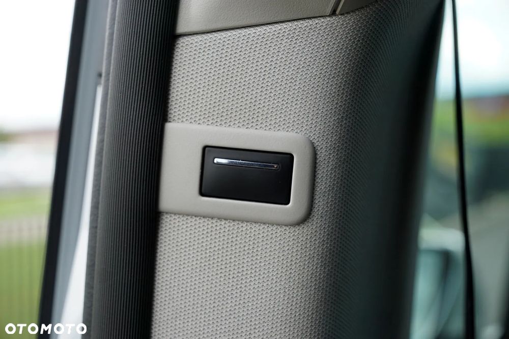 Mercedes-Benz Klasa V 300 d 4-Matic 9G-Tronic Avantgarde (d³ugi) - 17