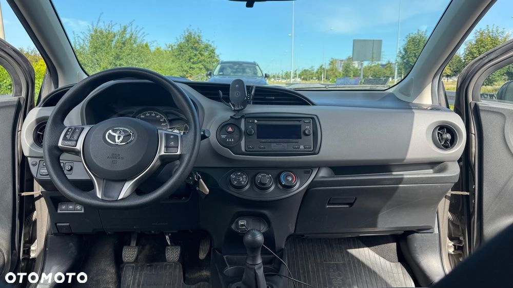 Toyota Yaris 1.0 Active - 12