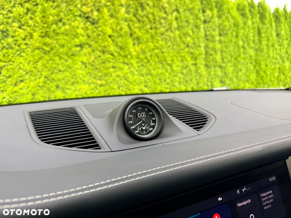 Porsche Macan T - 10