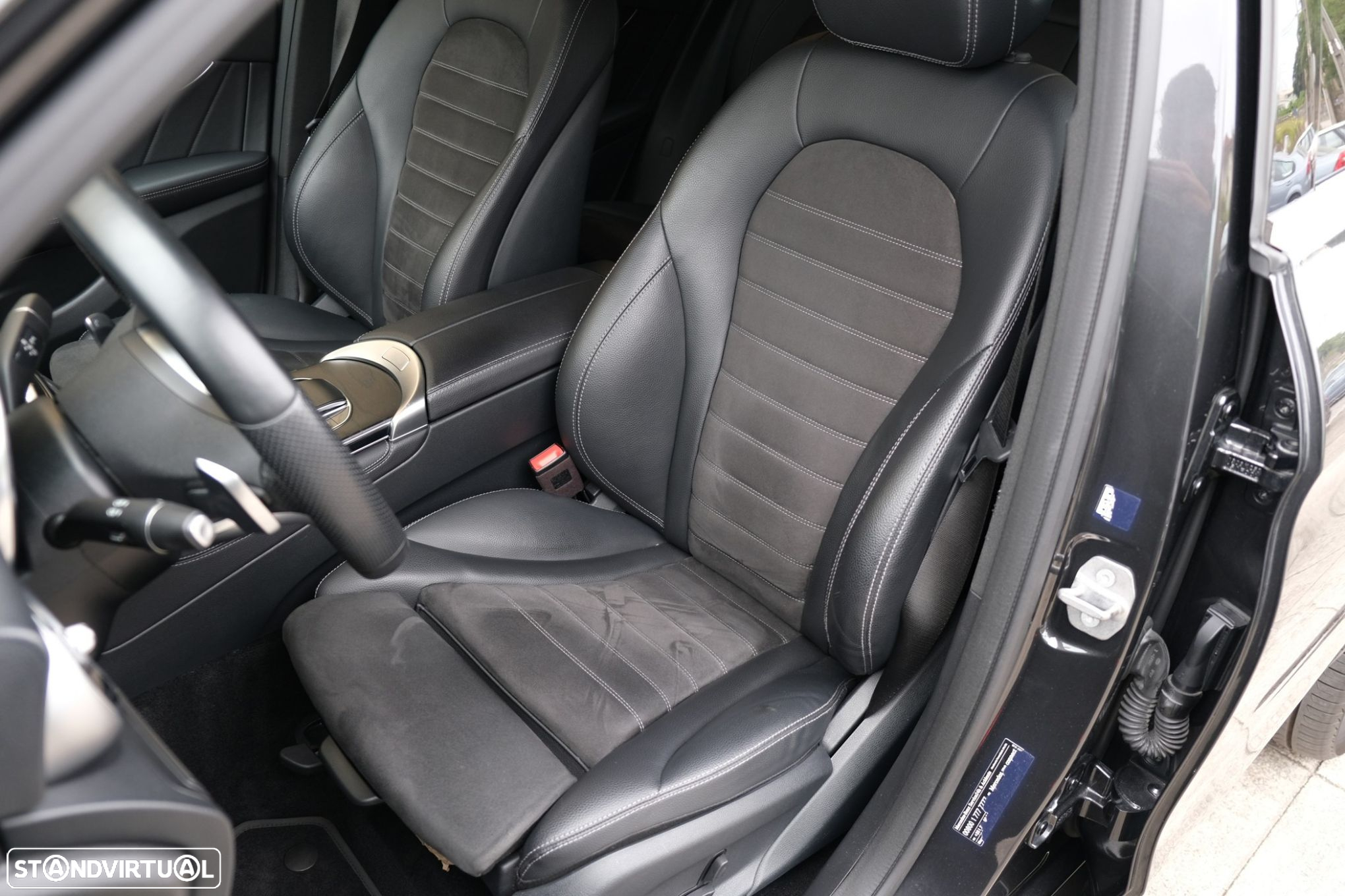 Mercedes-Benz GLC 300 e 4Matic - 13