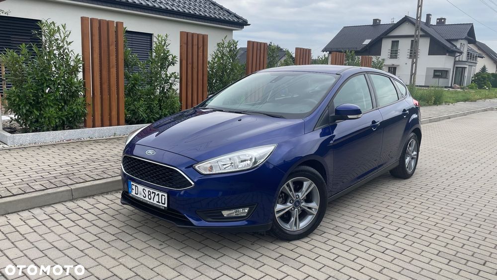 Ford Focus 1.0 EcoBoost STart-Stopp-System TITANIUM - 1