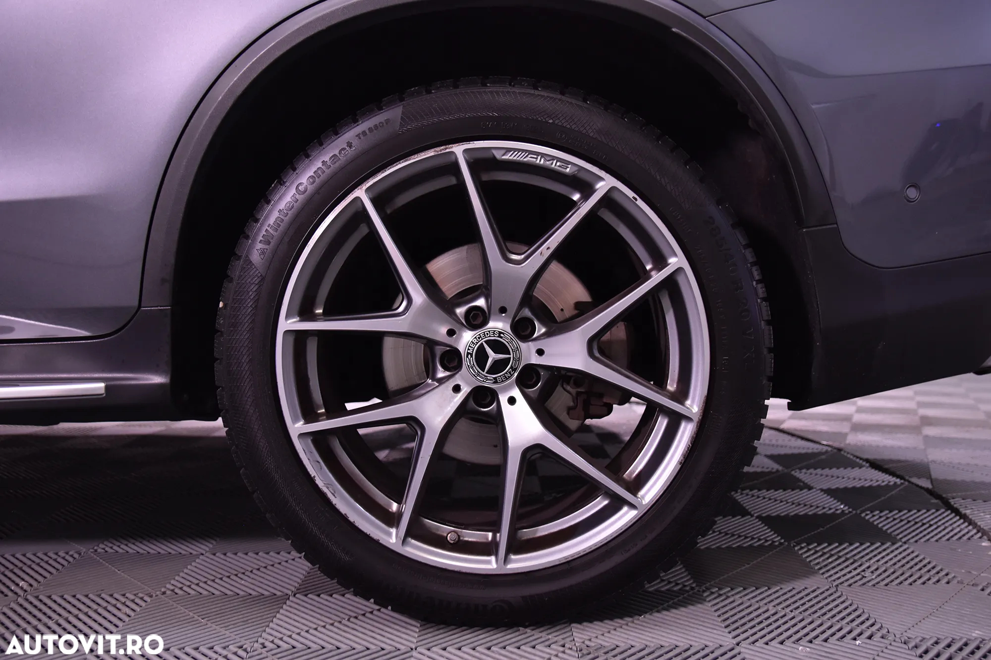 Mercedes-Benz GLC Coupe 300 4Matic 9G-TRONIC AMG Line - 13