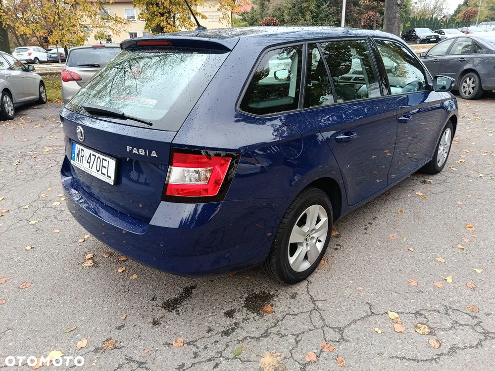 Skoda Fabia - 4