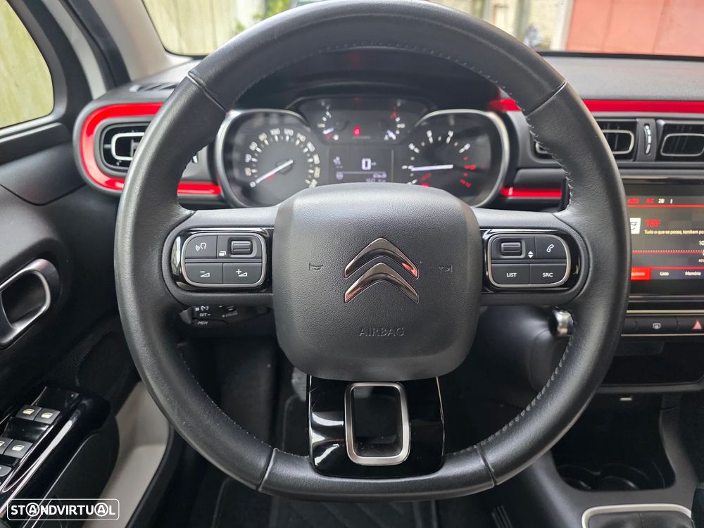 Citroën C3 1.2 PureTech Shine - 31