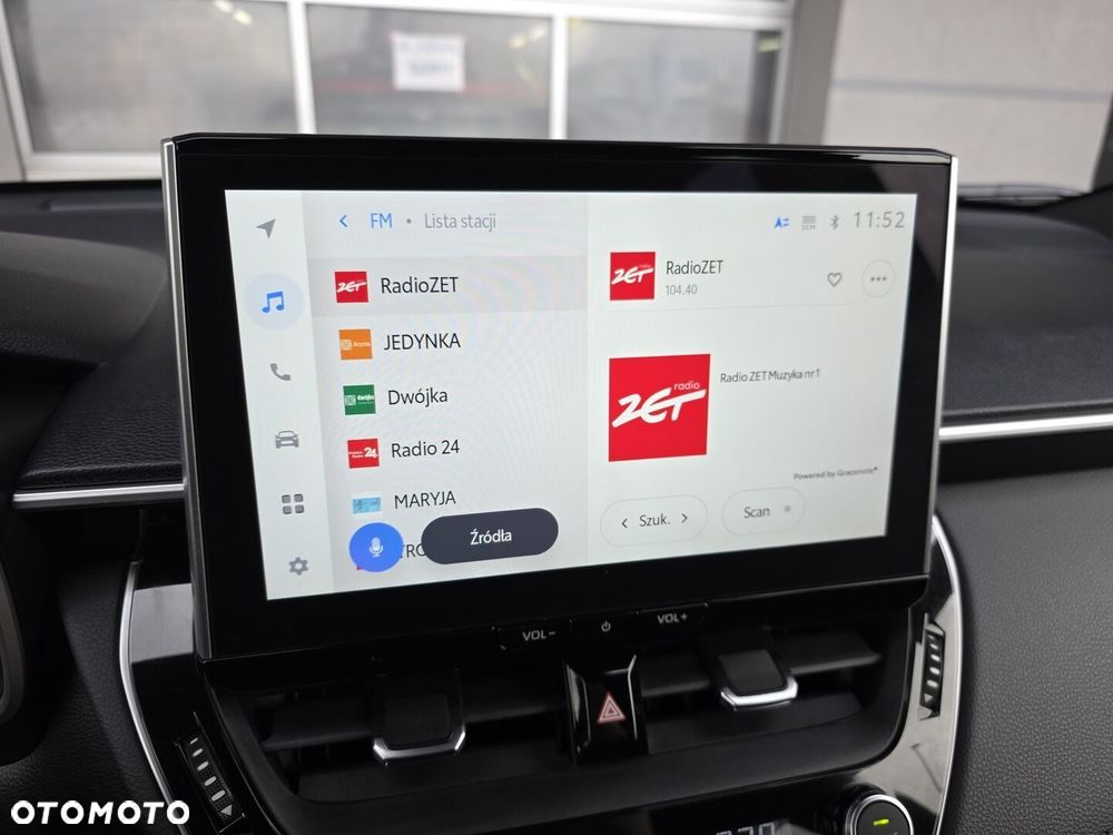 Toyota Corolla Cross 2.0 Hybrid Executive - 12