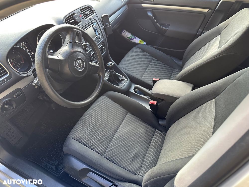 Volkswagen Golf 1.6 TDI DPF Comfortline - 5