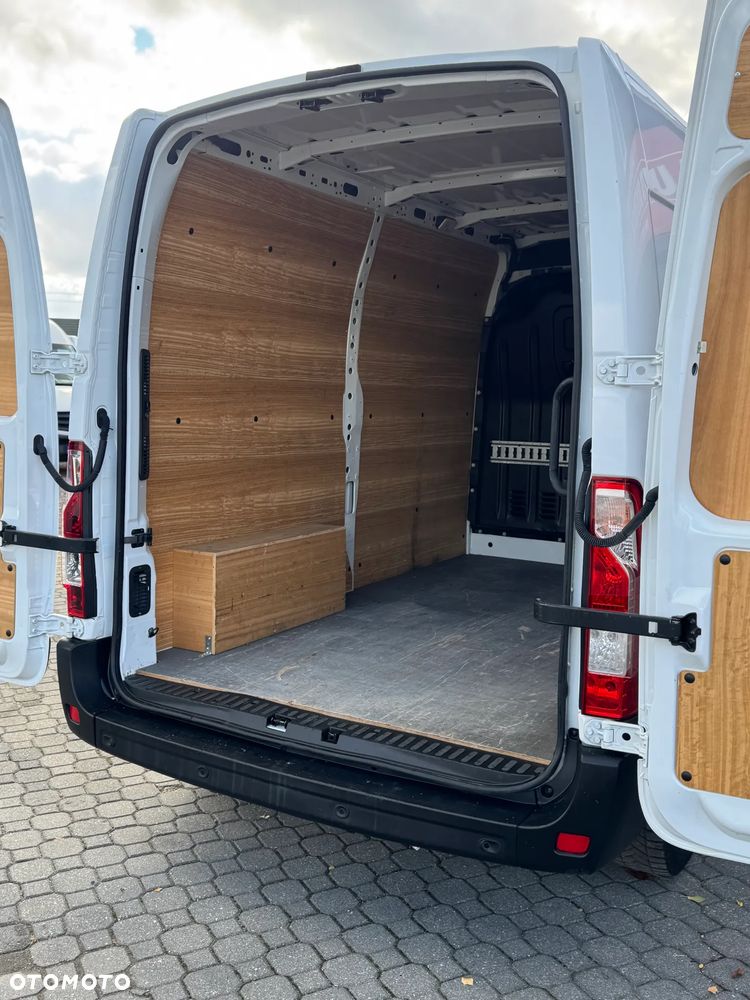 Renault Master L2H2 2,3 135km - 8