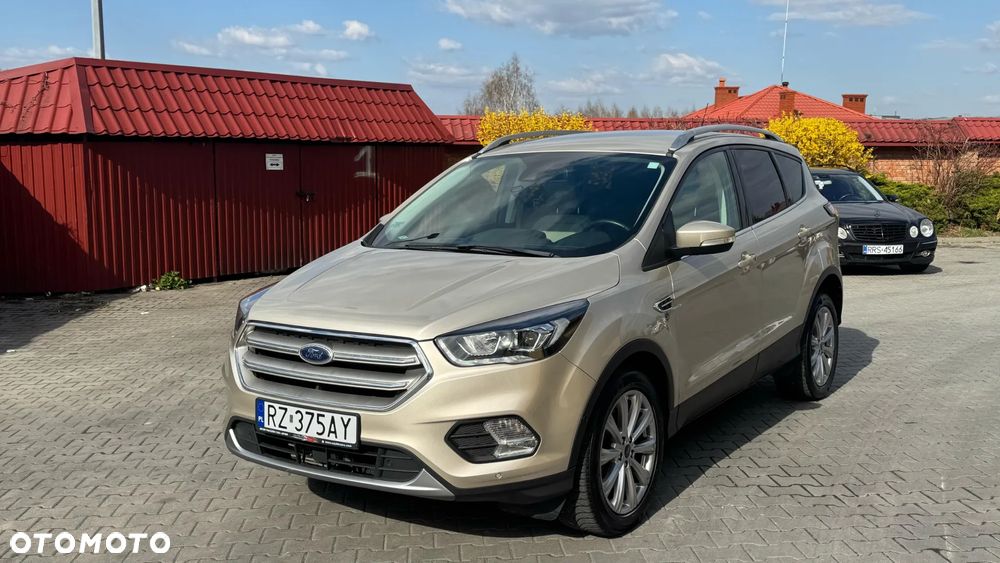 Ford Escape 2.0 EcoBoost AWD Titanium - 1
