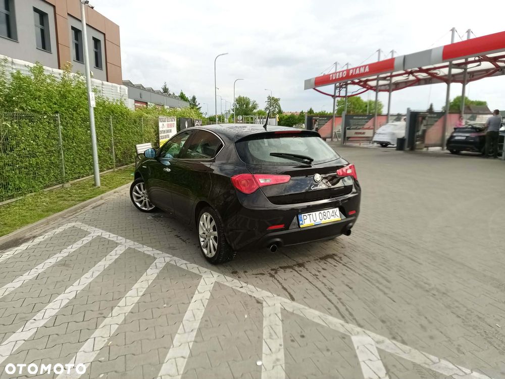 Alfa Romeo Giulietta 2.0 JTDM Distinctive - 2