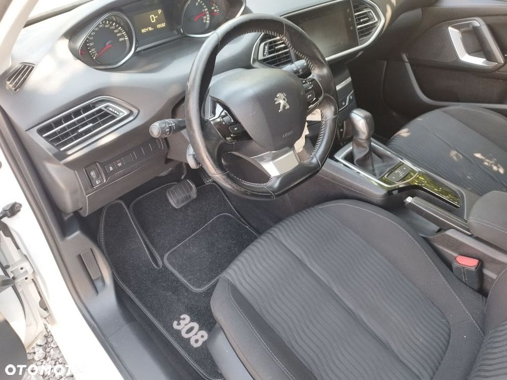 Peugeot 308 BlueHDi FAP 120 EAT6 Stop & Start Allure - 9